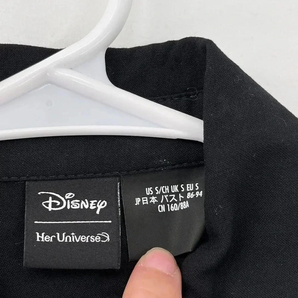 Disney Her Universe Tie Waist Top Size S Black "Hocus Pocus" Graphic Print Back‎ - Picture 7 of 13